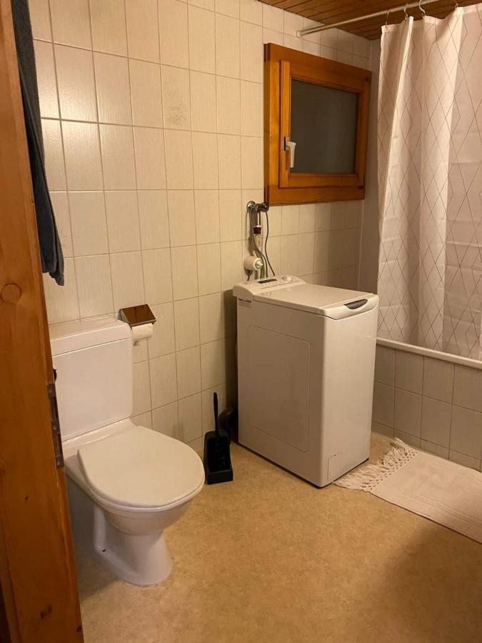 Schoene Ferienwohnung Mit Seeblick Тун Экстерьер фото