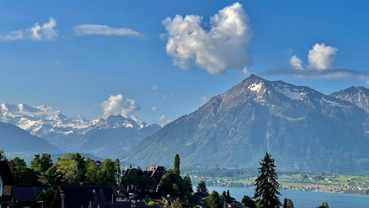 Schoene Ferienwohnung Mit Seeblick Тун Экстерьер фото